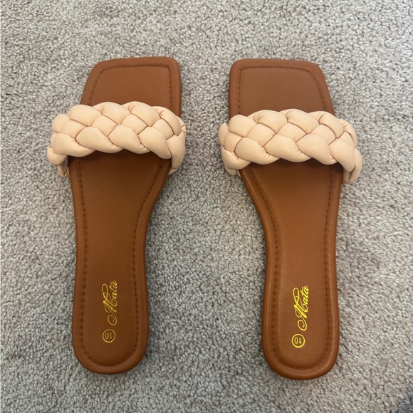 Shoes - Women's Tan Braided Sandals